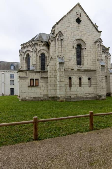 Superbe Appartement Saumur Exterior photo